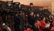 日本和韩国领导人在13个月后首次会面，双方的短期汇率立场相当明确