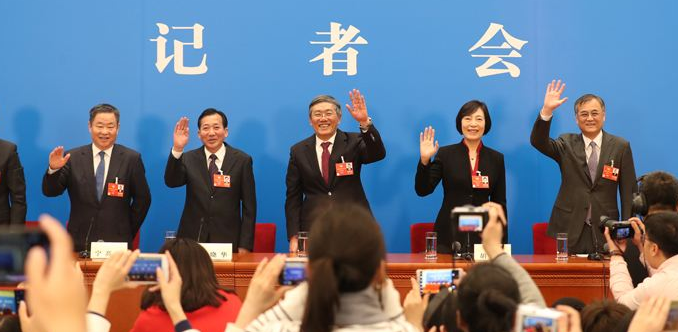 在日本生活，一年有10，000多次地震，有什么感受？